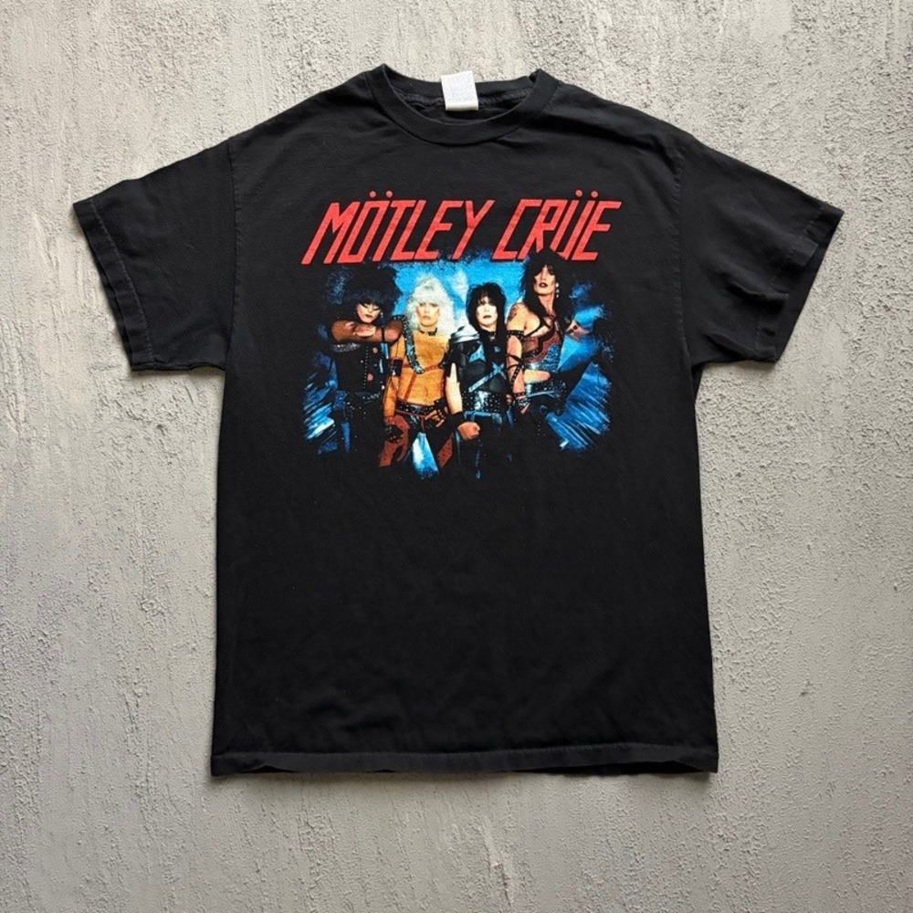 Vintage Motley Crue Shirt Meduim Black 2004 Y2K Band Tee